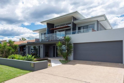 Absolute Waterfront, Amazing Views, Maloneys Beach - Kempsey Accommodation 0