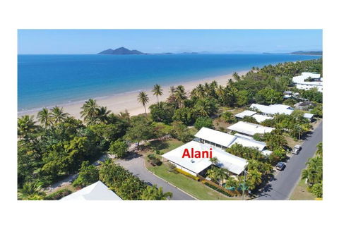 Alani - Absolute Beachfront - Sleeps Up To 10 - Kempsey Accommodation 0