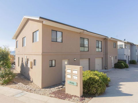 Alaska 8 Poley Cow Lane - Kempsey Accommodation 0