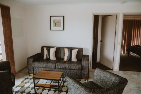Alkoomi Chalets - Kempsey Accommodation 2