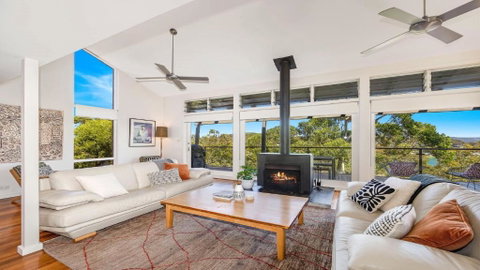 Allure - Bay Views And Wifi - Kempsey Accommodation 0