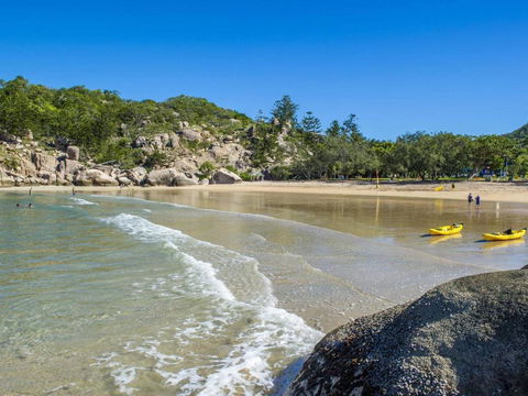 Alma Bay Holiday Unit 1 - Kempsey Accommodation 0