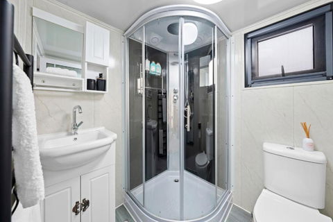 Alpine Creek House And Cabin - Kempsey Accommodation 3