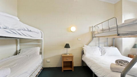 Alpine Heights 04 - Kempsey Accommodation 4