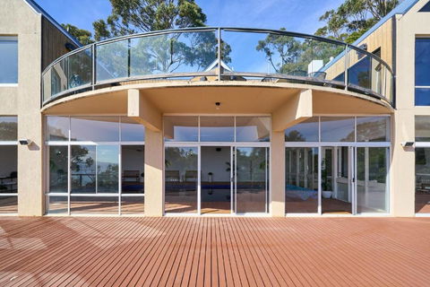 Alpine Nelson-Ultimate Luxury Retreat-Hobart - Kempsey Accommodation 2