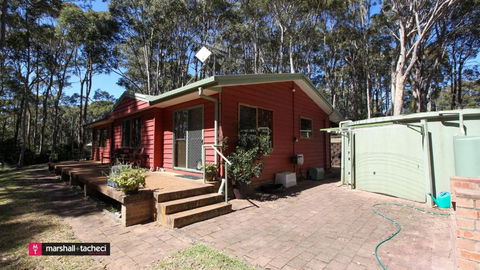 Amaroo Barraga Bay Family Holiday Home Bermagui - Kempsey Accommodation 1