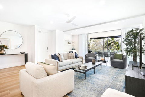 Amaroo - Luxury Apartment Overlooking The Coral Sea - Kempsey Accommodation 4