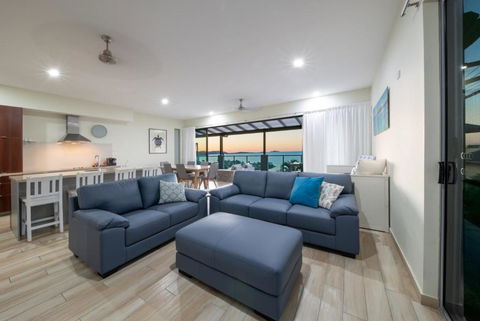 Amazing Penthouse With Whitsundays Lifestyle - Kempsey Accommodation 4