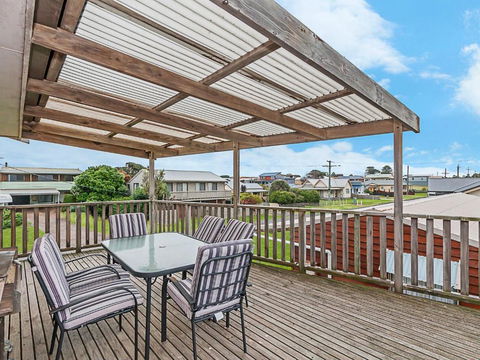 Ambience By The Sea - Kempsey Accommodation 4