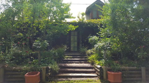 Angaston By The Winter Creek - Kempsey Accommodation 1