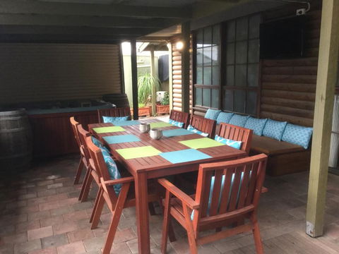 Angaston By The Winter Creek - Kempsey Accommodation 4