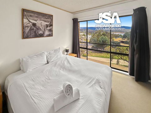 Alpine Mountain View Kirwan 10 - Kempsey Accommodation 3