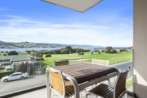 Apollo Blue 12 - Kempsey Accommodation 0