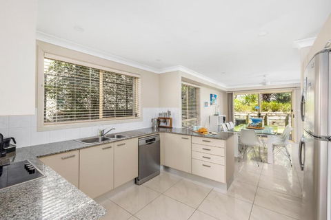 Aqua Lagoon - Great Family Beach Getaway - Kempsey Accommodation 4