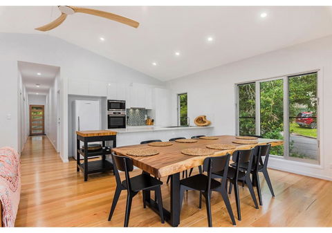 Aqua Marine - A Warm And Soulful Spot To Unwind - Kempsey Accommodation 1