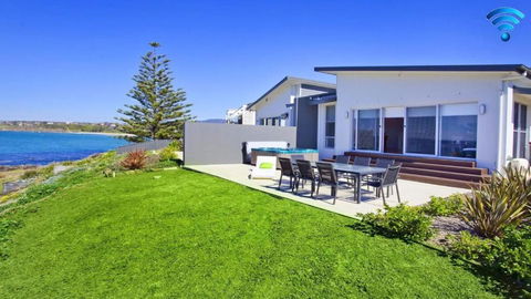 Aqua - Kempsey Accommodation 0