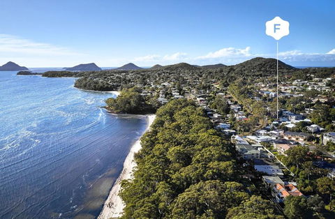 Arabella - 2 Bedroom Holiday House Nelson Bay - Kempsey Accommodation 0