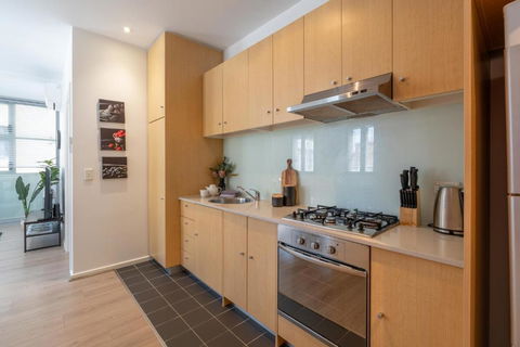 Artful Escape On York - 2x Carpark, Wifi, East End - Kempsey Accommodation 3