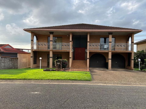 Aspley Large Room & Share Bathroom With Other Guests - Kempsey Accommodation 4