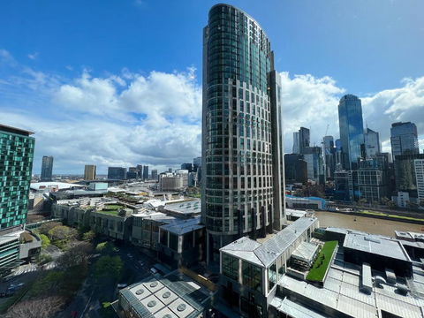 Astonishing Southbank Pearl Tower Residences Near Crown Casino - Kempsey Accommodation 1