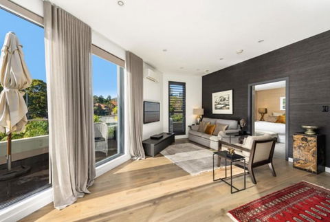 B312S - Luxury Waverton Apartment - Kempsey Accommodation 0