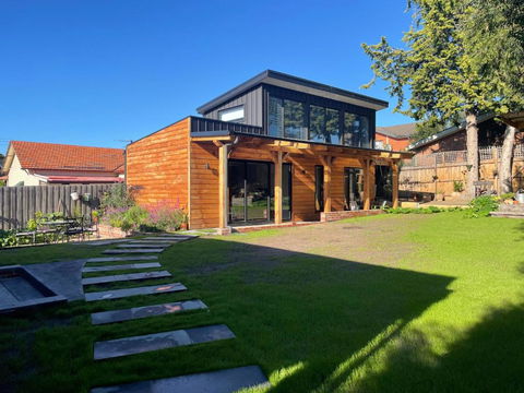BALMORAL VILLA - Kempsey Accommodation 0