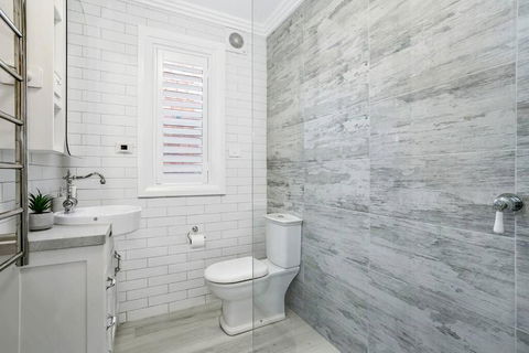 BALO1 - The Esplanade - Mosman - Kempsey Accommodation 1