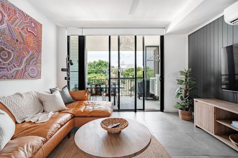 BARRA Coolum Beach Family Escape 5 Min To Waves - Kempsey Accommodation 0