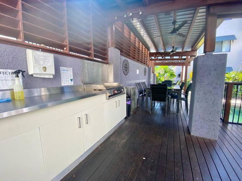 BAY VILLAS No 15 - Kempsey Accommodation 4