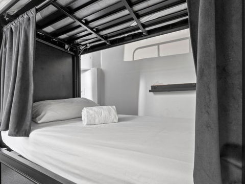 AZZURO POD HOTEL - Potts Point - Kempsey Accommodation 1