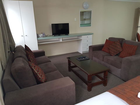 Southport Motel & Apartments - Kempsey Accommodation 9