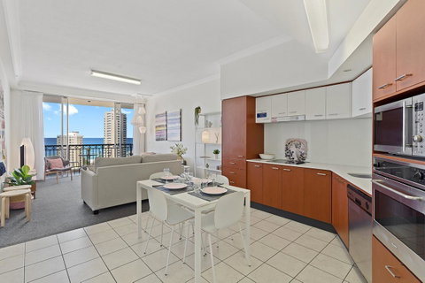 Chevron Renaissance Ocean View - Kempsey Accommodation 13
