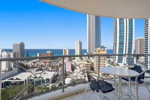 Chevron Renaissance Ocean View - Kempsey Accommodation 9
