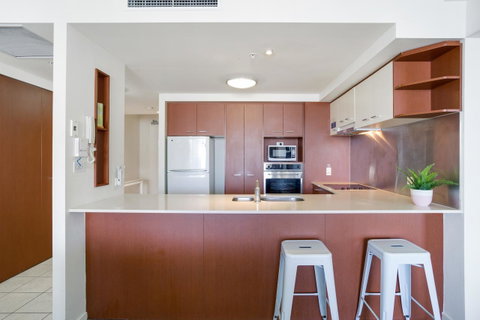 Chevron Renaissance Ocean View - Kempsey Accommodation 7