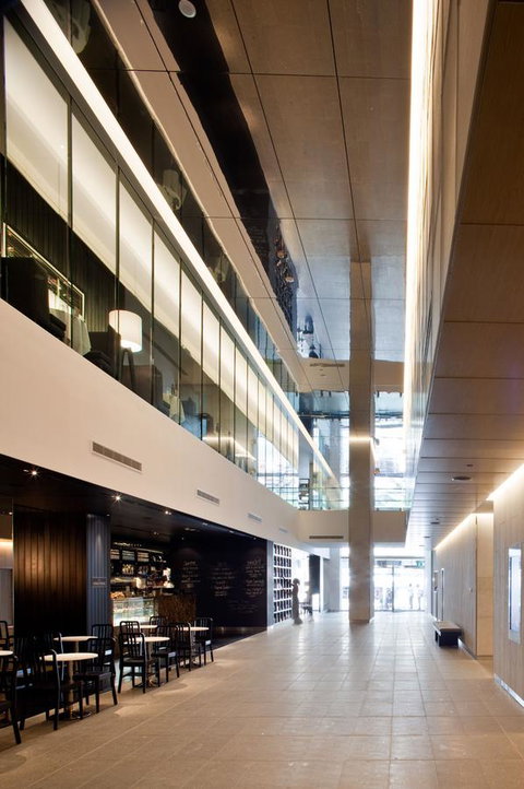 Hilton Surfers Paradise Hotel & Residences - Kempsey Accommodation 24