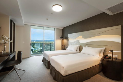 Hilton Surfers Paradise Hotel & Residences - Kempsey Accommodation 12