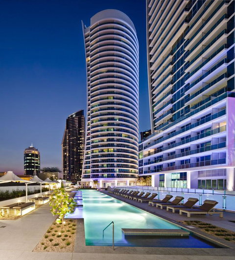 Hilton Surfers Paradise Hotel & Residences - Kempsey Accommodation 5