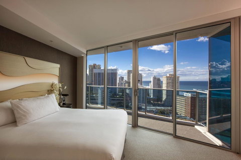 Hilton Surfers Paradise Hotel & Residences - Kempsey Accommodation 11