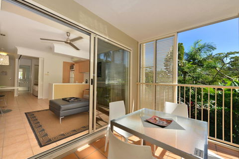 Port Douglas Apartments - Adults Only Oasis - Kempsey Accommodation 5