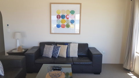 Mykonos Apartments - Kempsey Accommodation 9