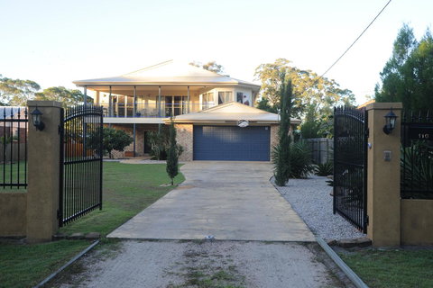 Waterfront At White Patch - Kempsey Accommodation 16