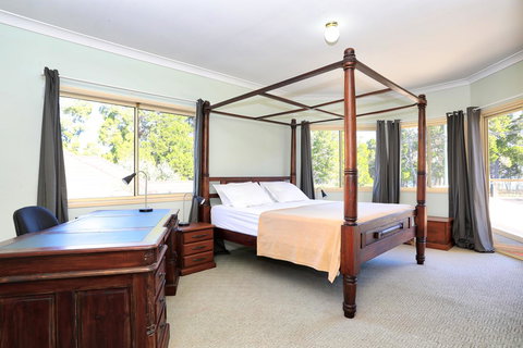 Waterfront At White Patch - Kempsey Accommodation 36