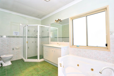 Waterfront At White Patch - Kempsey Accommodation 37