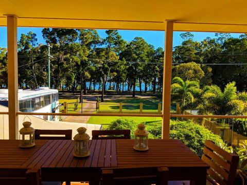 Waterfront At White Patch - Kempsey Accommodation 9