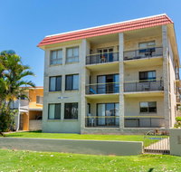 Enjoy the sea breezes from the balcony - Boyd St Woorim - Kempsey Accommodation