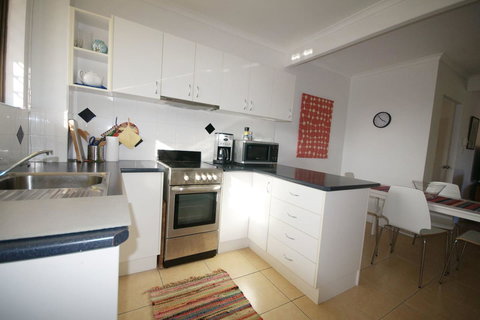 Bird Song - Kempsey Accommodation 11