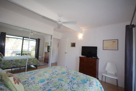 Bird Song - Kempsey Accommodation 13