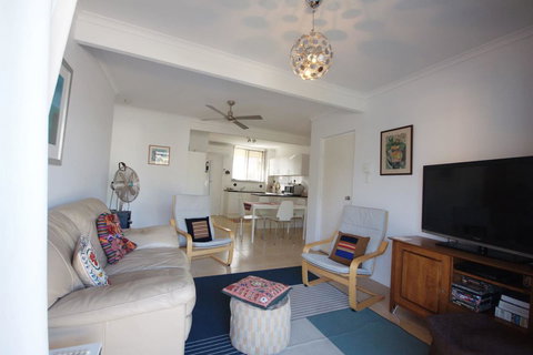 Bird Song - Kempsey Accommodation 6