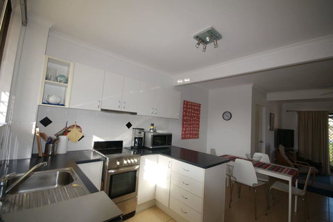 Bird Song - Kempsey Accommodation 10