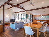 Laguna House